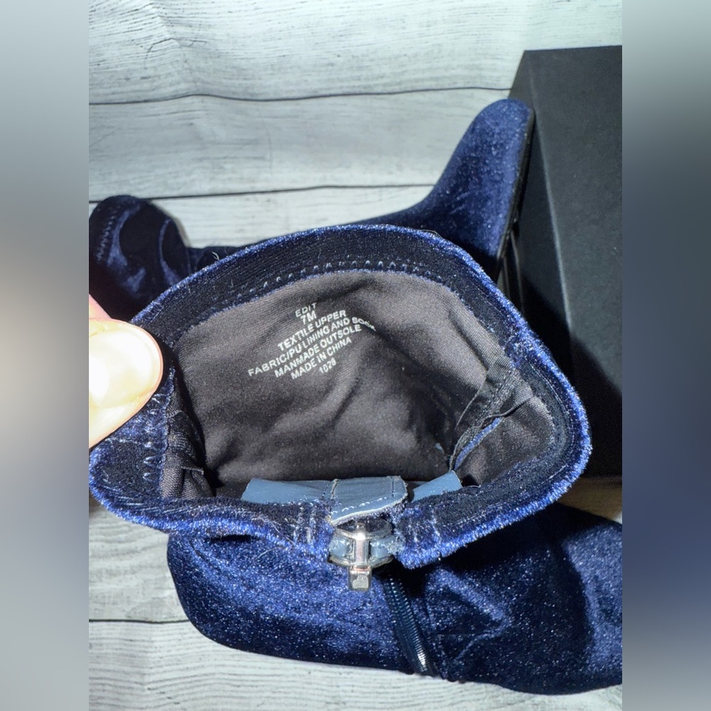 Steve Madden Blue Velvet Ankle Boots - Picture 6 of 7
